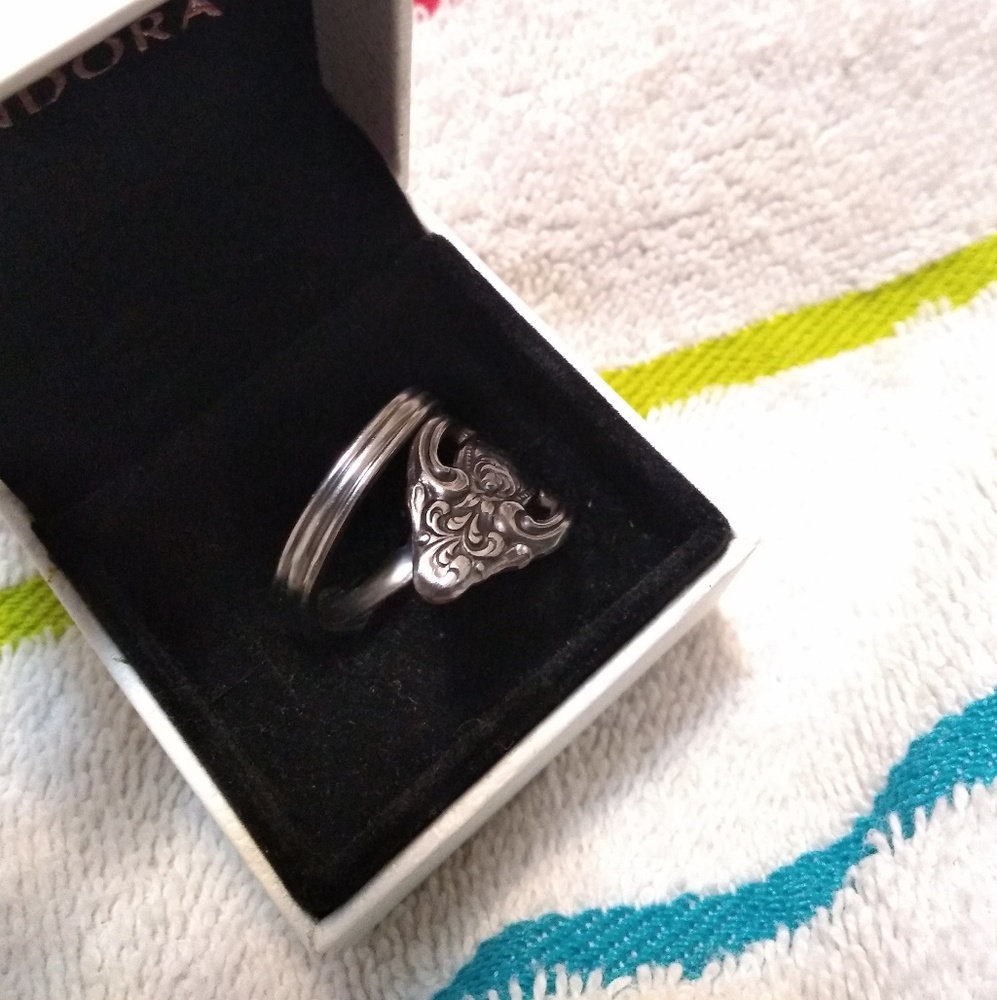 Handmade spoon ring - Picture 2 of 4